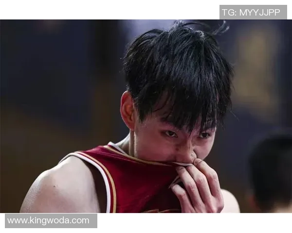 上海羽毛球队在锦标赛积分榜上以58分稳居第一展现强劲实力